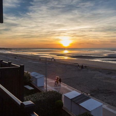 Charmant Appartement Face A La Mer Avec Balcon Houlgate Εξωτερικό φωτογραφία