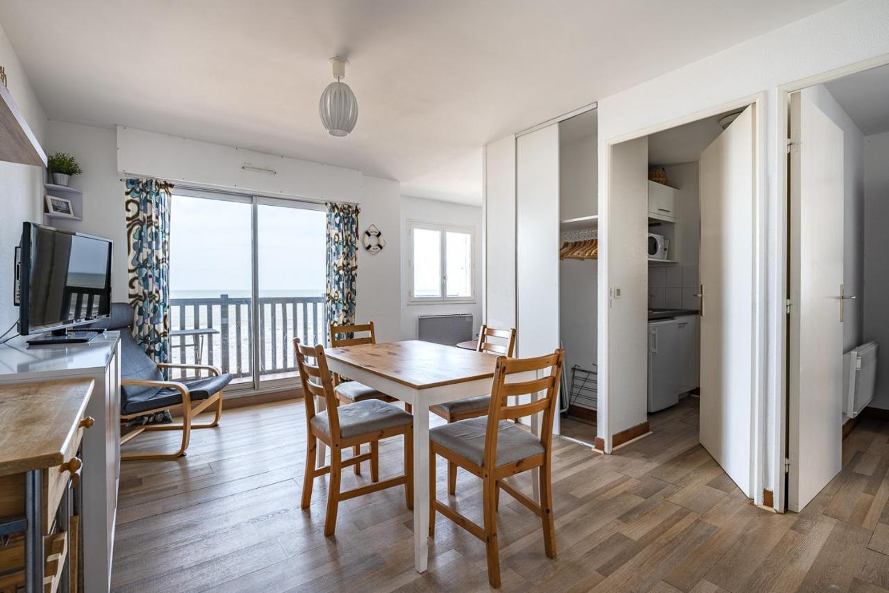 Charmant Appartement Face A La Mer Avec Balcon Houlgate Εξωτερικό φωτογραφία